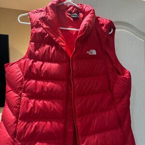 The North Face Women’s 550 Down Puffer Vest Red XL Lightweight Packable